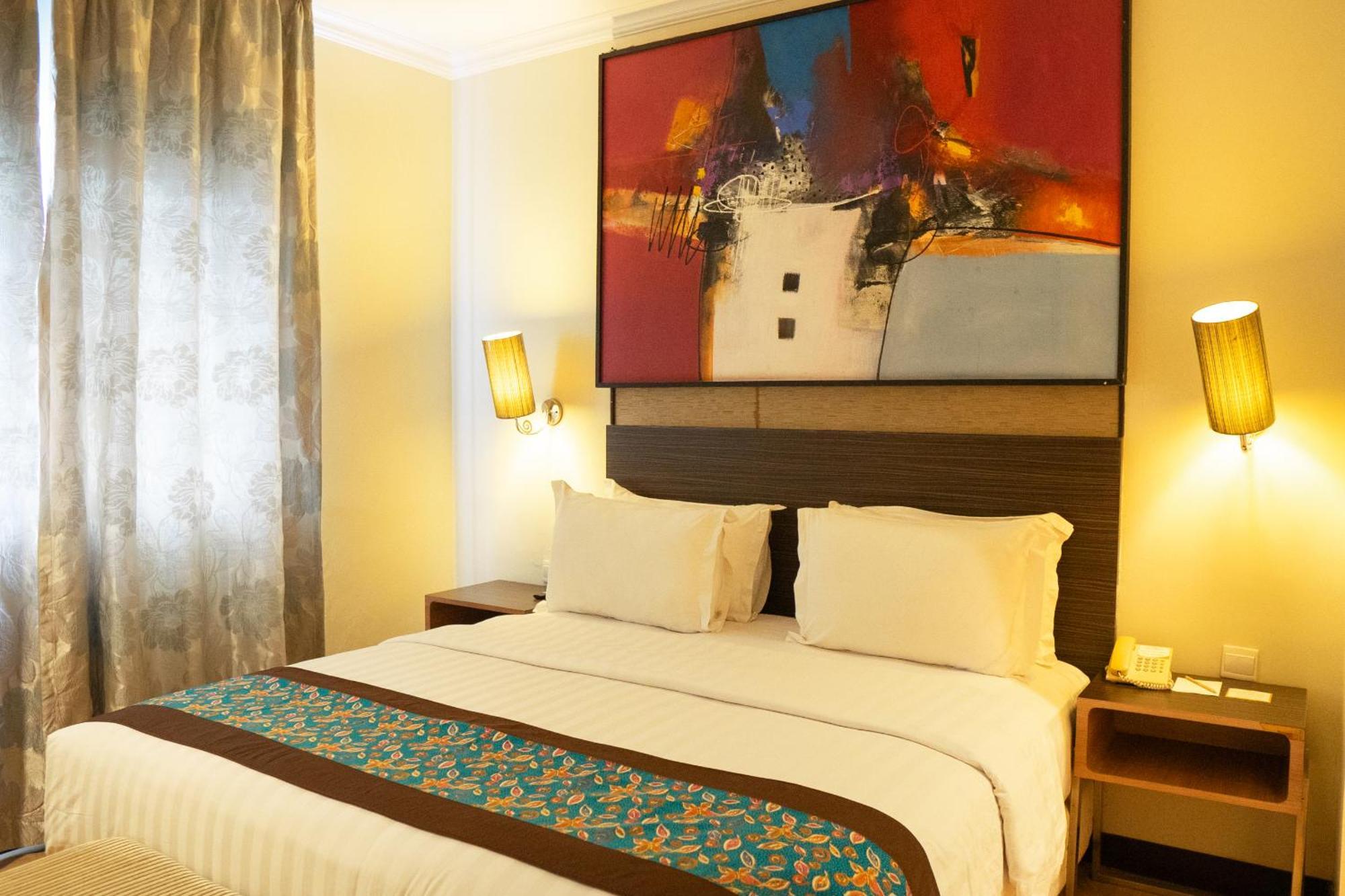 Brits Hotel Pangkalan Bun Exterior photo