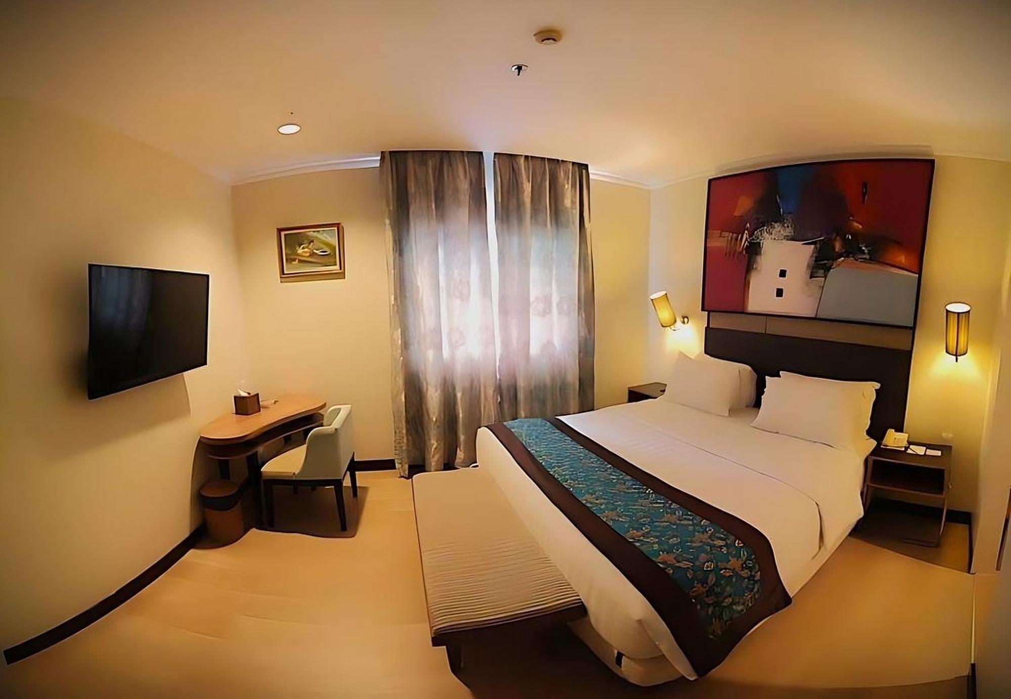 Brits Hotel Pangkalan Bun Exterior photo
